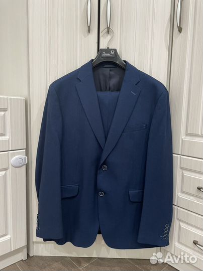 Мужской классический костюм