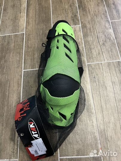 Мотоэкипировка новая Наколенники Pro-Biker