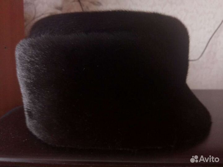 Меховая мужская шапка-кепи