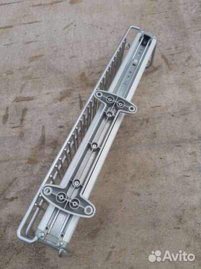 Вешалка для галстуков выдвижная