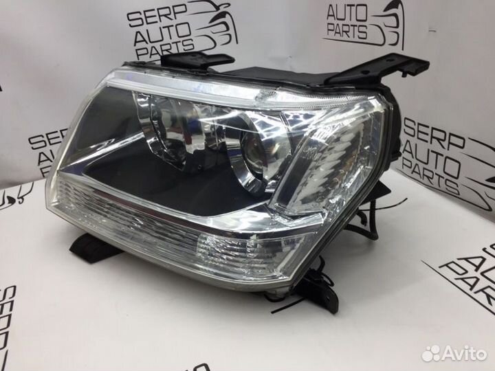 Фара передняя левая Suzuki Grand Vitara TD54W J24B
