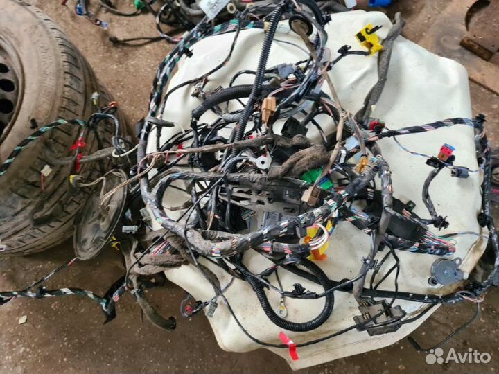 Проводка салона Renault Fluence седан M4R 2011