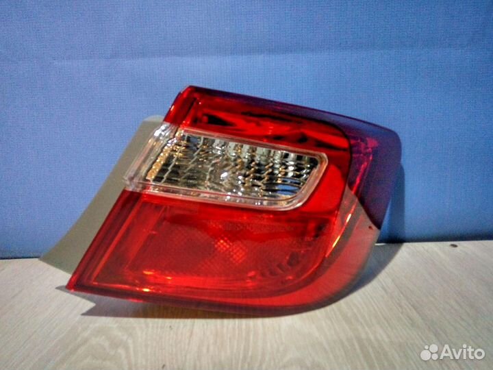 Фонарь правый внешний Toyota Camry 7 XV50 2011-нв