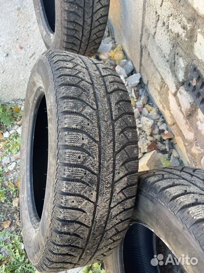 Bridgestone Ice Cruiser 7000S 225/65 R17