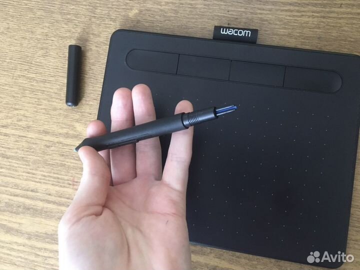 Графический планшет Wacom Intuos