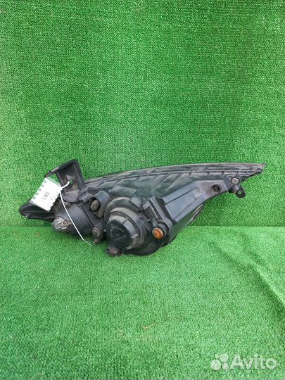 Фара передняя правая Ssang Yong Actyon 1