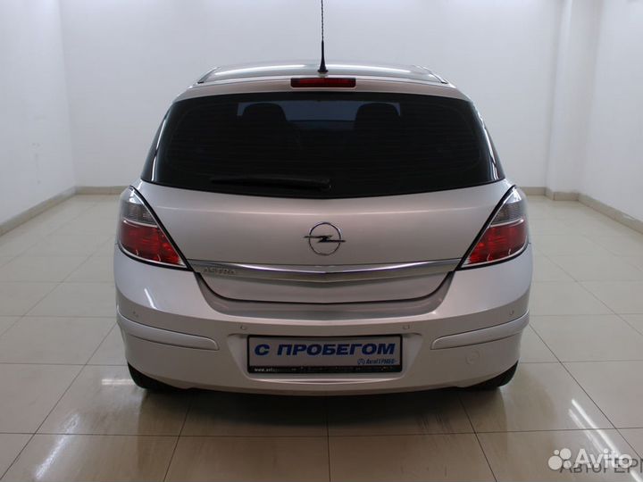 Opel Astra 1.8 AT, 2014, 69 426 км
