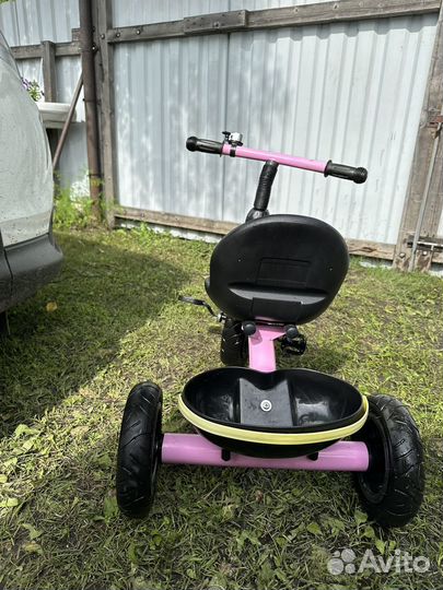 Трехколесный велосипед