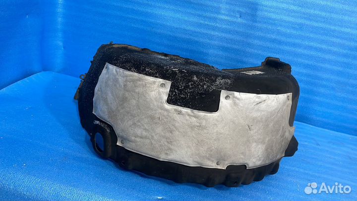 Лоукер (подкрыльник ) Mercedes-Benz SL 231 AMG