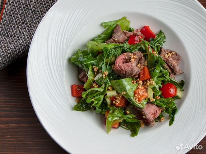 Фуд-фотограф