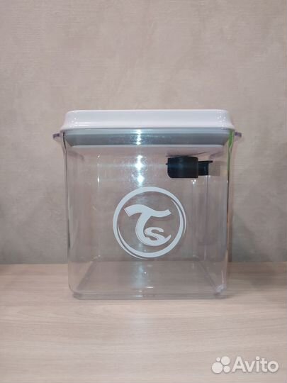 Контейнер для смеси twistshake