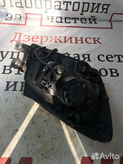 Фара левая Kia Sportage II (2004—2008)