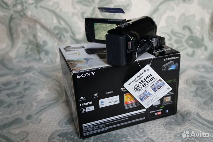 Видеокамера Sony HDR-PJ220E с проектором