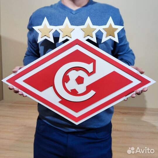 Эмблема футбольного клуба Спартак с подсветкой