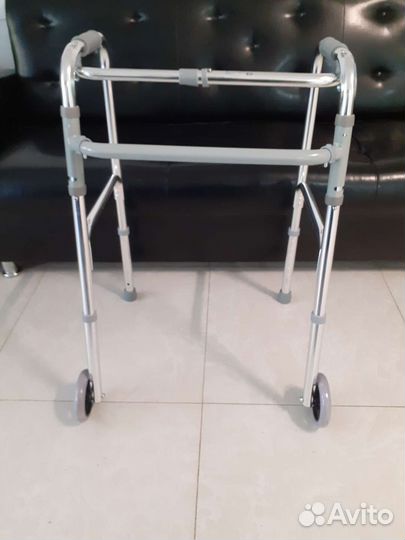 Ходунки для взрослых инвалидов