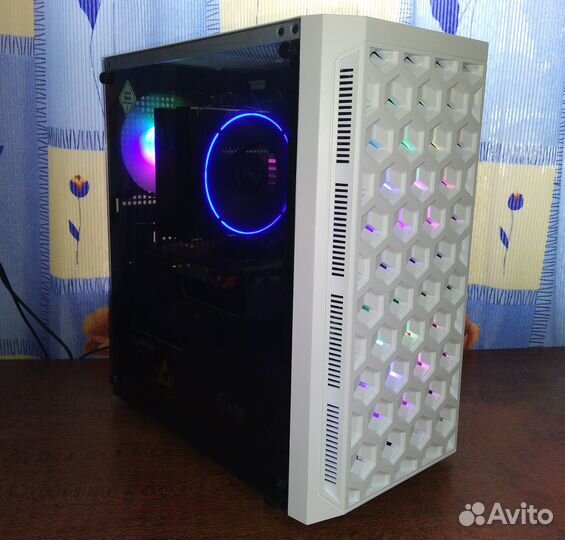 Игровой компьютер intel 10 ядер/32Gb/SSD M2 nvme