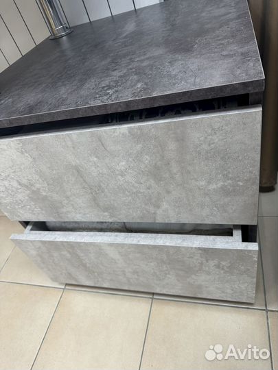 Рабочая зона для учащегося со шкафом