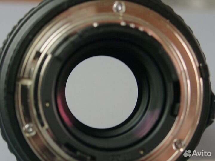 Tokina AT-X pro D 100 mm F 2.8 macro for Nikon