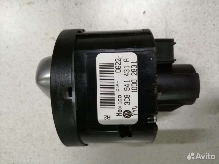 Переключатель света фар Volkswagen Jetta 6 VAG