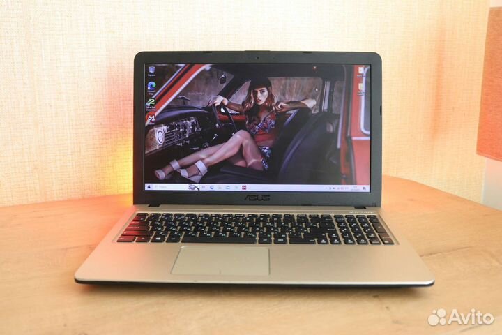 Быстрый Asus 4 ядра, 4gb, hd605, ssd 250