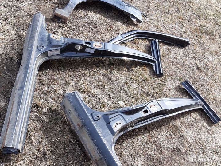 Мазда Демио по запчастям