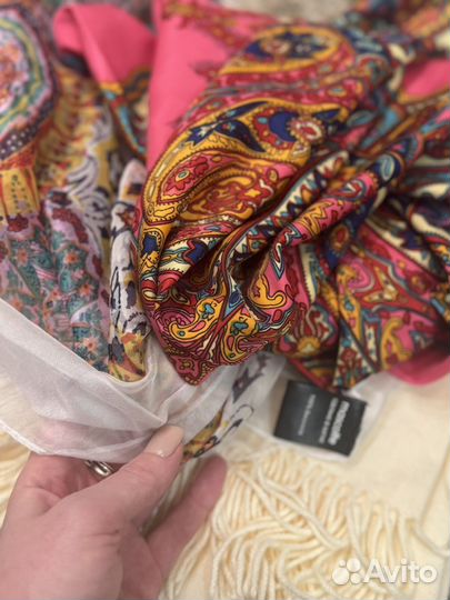 Шарфы, шапки пакетом