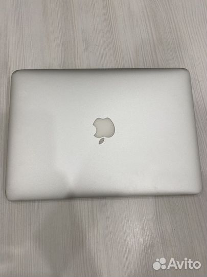 Apple macbook air 2017 i5/512gb