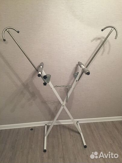 Стол окрасочный Х-образный с держателями