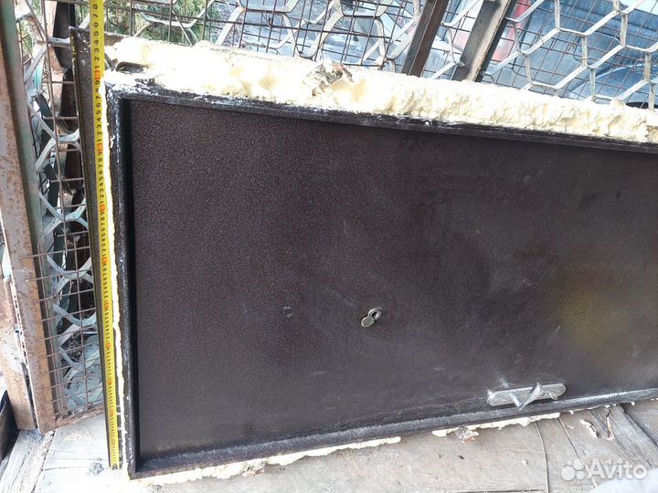 Дверь входная уличная