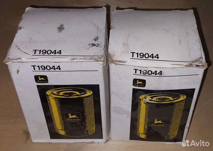 Фильтр масляный John Deere t19044
