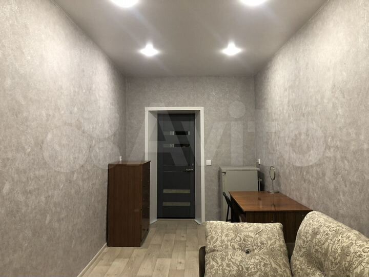 Комната 13 м² в 5-к., 4/5 эт.