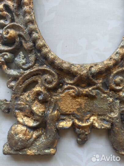 Старинная рамка для фото, зеркала