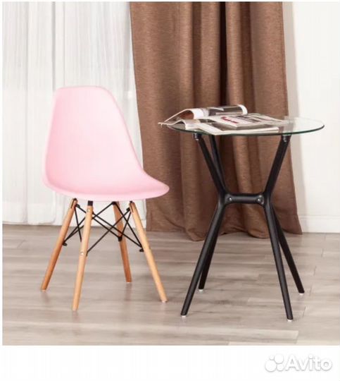 Стул Eames DSW