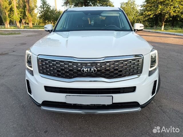 Kia Telluride Glacier White