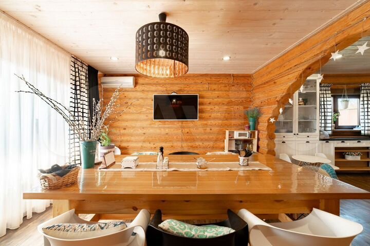 Дом 200 м² на участке 8 сот.