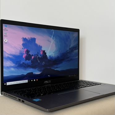 Быстрый ноутбук Asus 8 GB / FullHD / SSD NVMe