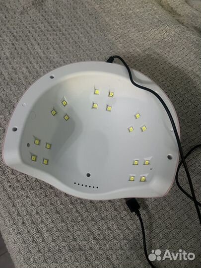 LED лампа для маникюра
