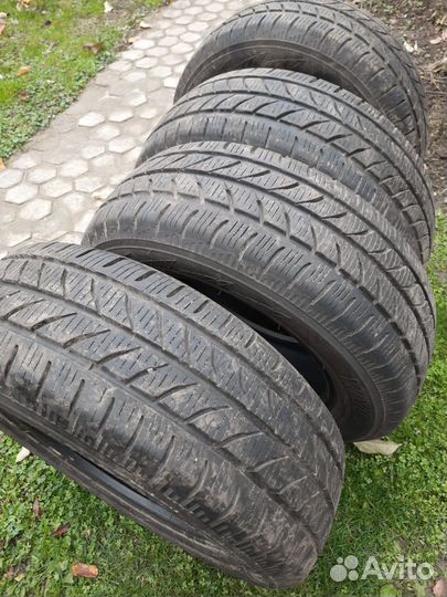 Yokohama W.Drive WY01 215/65 R16