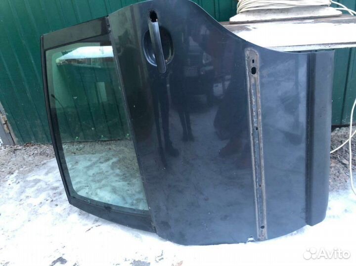 Дверь от фольцфагена поссата б5 плюс седан