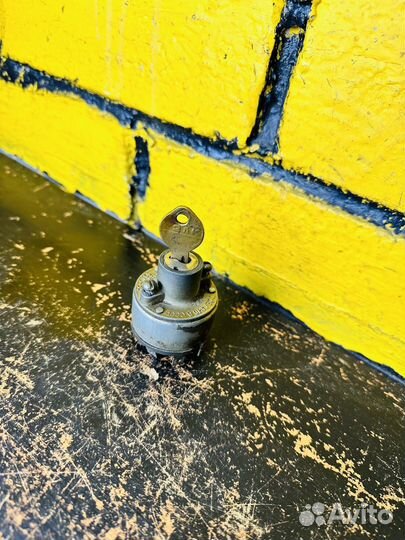 Замок зажигания 12в СССР иж, Урал, Днепр