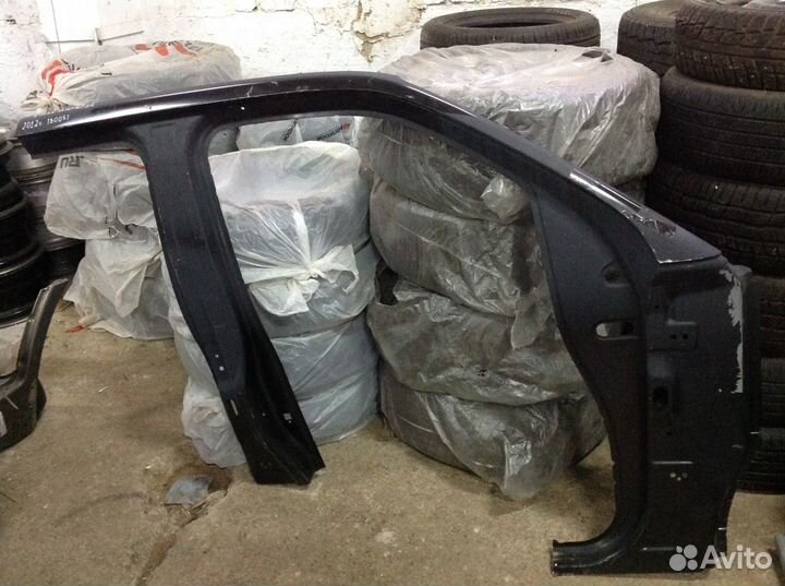 Стойка кузова правая Nissan Pathfinder R51