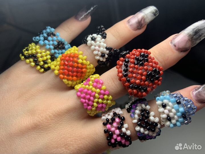 Кольцо из бисера