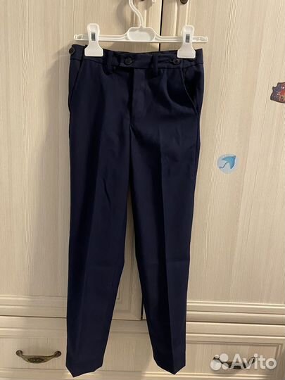 Брюки и рубашка