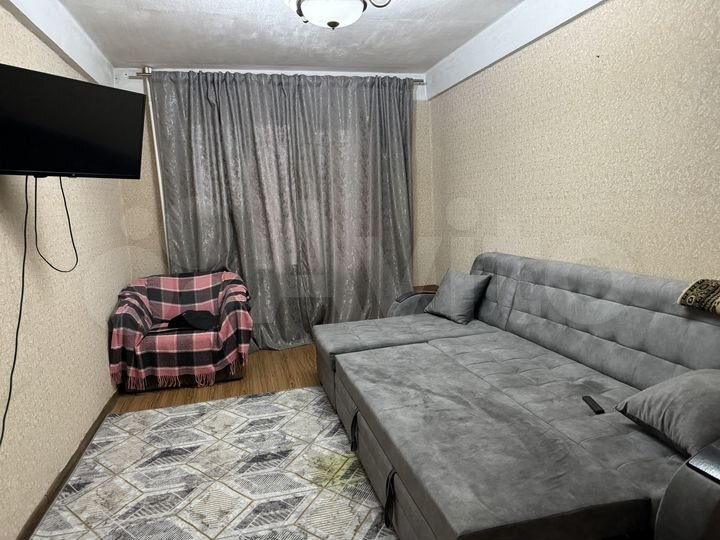 2-к. квартира, 65 м², 2/9 эт.