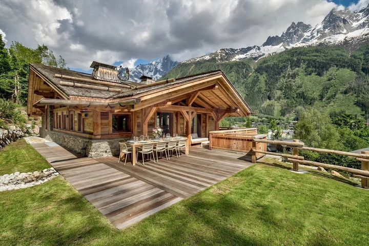 Дом 420 м² на участке 30 сот.