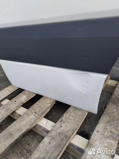 Дверь передняя правая Mercedes Sprinter 906 OM651