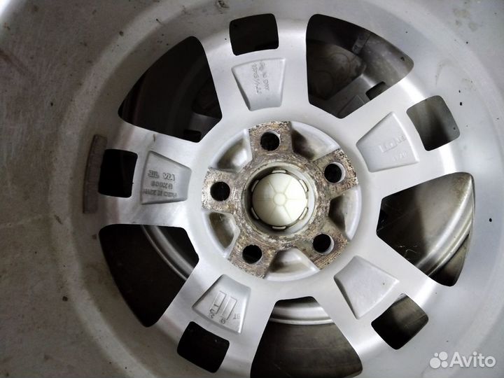 Yokohama 704R 215/65 R16