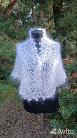 Пуховые косынки ажурные