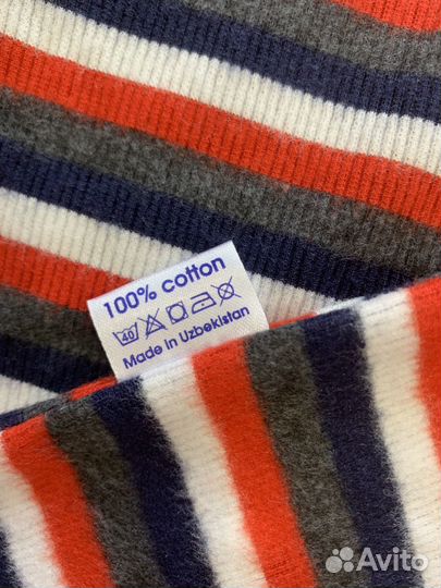 Водолазка для девочки 104 новая