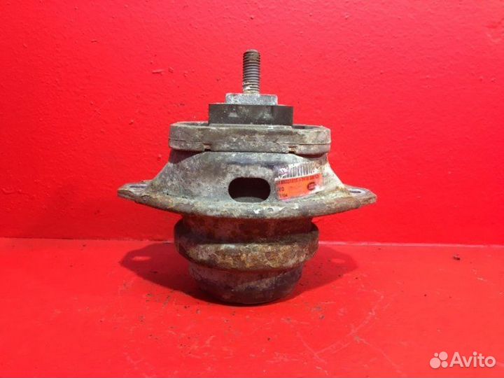 Опора двигателя Land Rover Discovery 3 276DT (AJD)